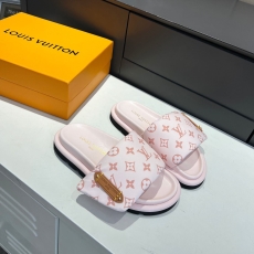 Louis Vuitton Slippers